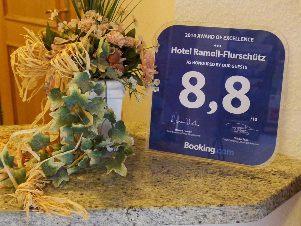 Hotel Flurschuetz เลนเนชตัดท์ ภายนอก รูปภาพ