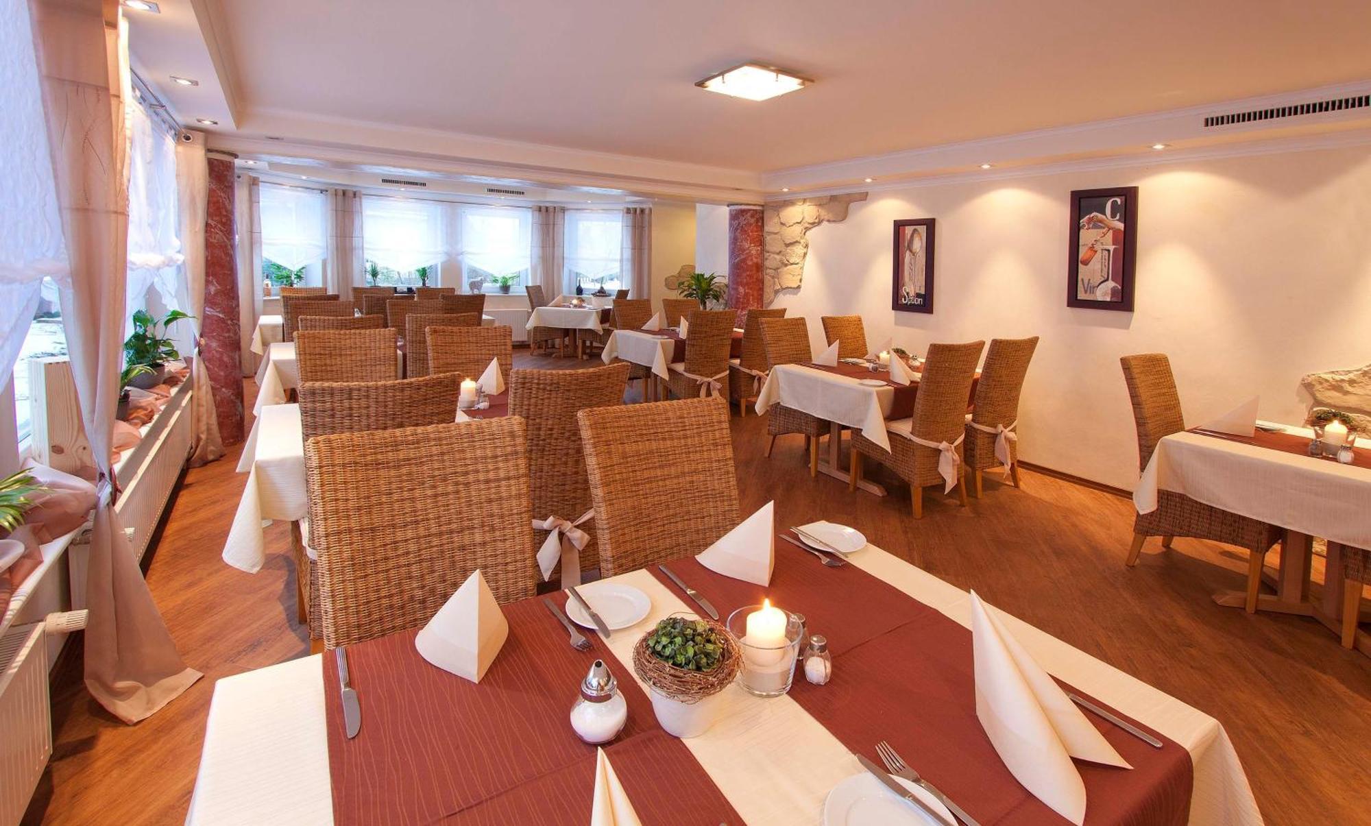 Hotel Flurschuetz เลนเนชตัดท์ ภายนอก รูปภาพ